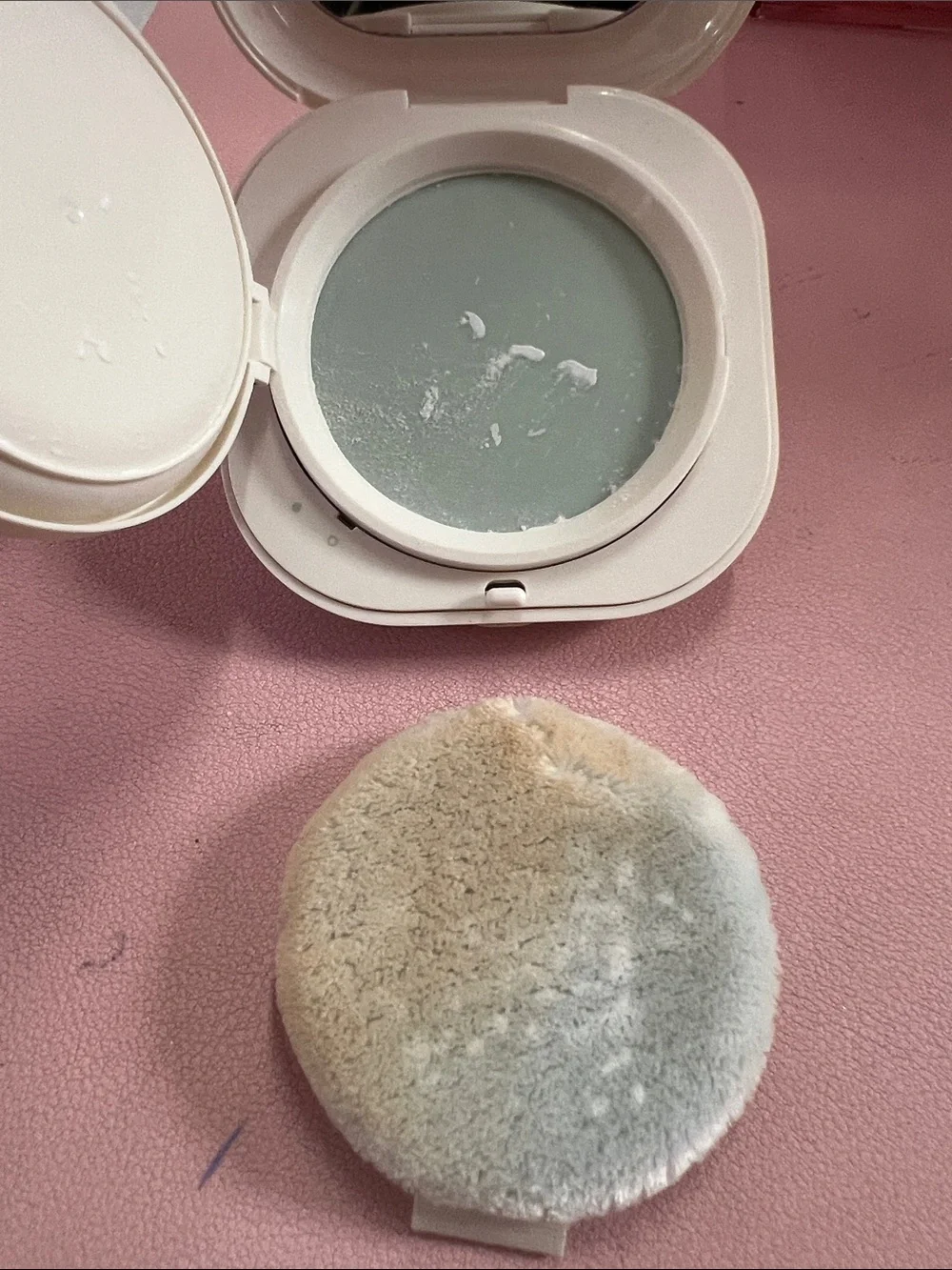 LANEIGE Glossy White Square setting powder